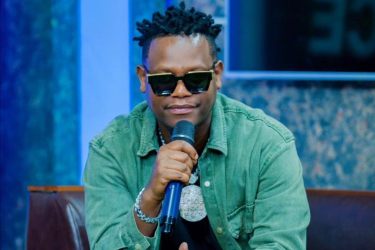 Bruce Melodie yashyize umucyo ku bibaza impamvu yitwazaga umurinzi mu gihe cyo kwamamaza