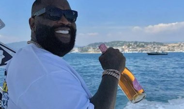 Rick Ross aravumirwa ku gahera n'umugabo ufite ubumuga 