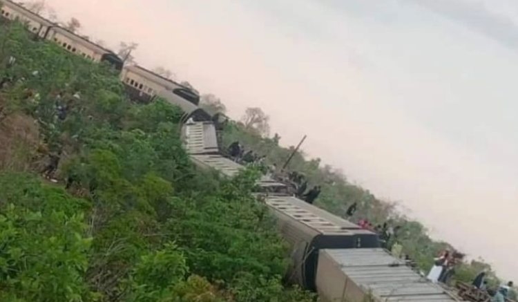 Abantu 6 basize ubuzima mu mpanuka ya gari ya moshi abandi 70 barakomereka