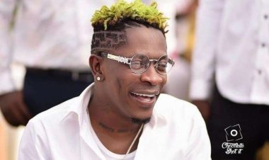 Shatta Wale yahishuye ubuhemu n'igihombo yatewe n'uwahoze amuhagarariye
