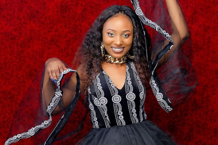 Ni iki cyabaye kuri Cassandra ku buryo yibagirwa indirimbo ze?