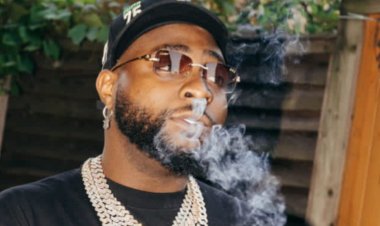 Davido arashimangira ko urumogi atari ikiyobyabwenge gikomeye