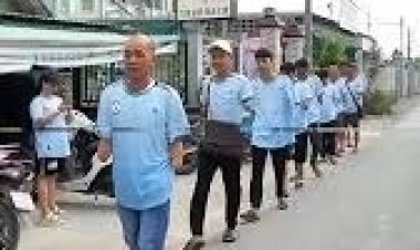 Vietnam: Abagabo bica amaboko bakayatangamo inkwano