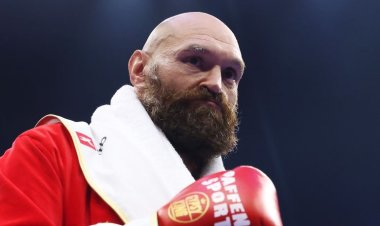 Tyson Fury yatunguranye asezera ku mukino w'iteramakofe