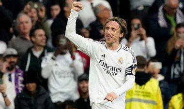 Carlo Ancelotti yamaze impungenge abakunzi ba Luka Modric