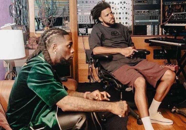 Burna Boy na J Cole benyegeje amakuru avuga ko bageze kure indirimbo ebyiri