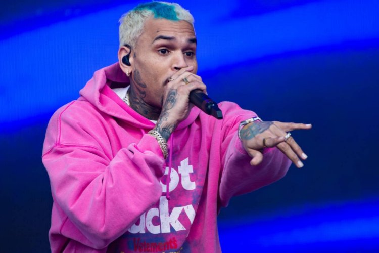 Chris Brown yanze kuririmbira muri Kenya