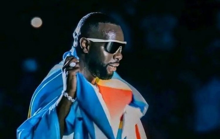 Maître Gims yasabwe gusubika igitaramo afite mu Bufaransa 