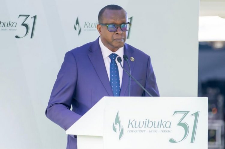 Minisitiri Bizimana Jean Damascène yanenze Abanyapolitike bakigoreka amateka