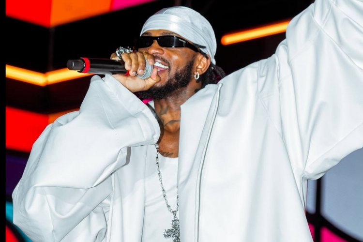 Diamond Platnumz yakebuye abahanzi bo muri Uganda