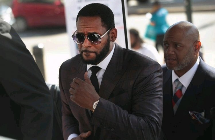 Urukiko rwanze kumva ugutakamba kwa R. Kelly