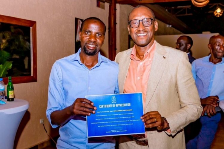 Umukunzi wa Rayon Sports arayishyuza arenga miliyoni 35 Rwf