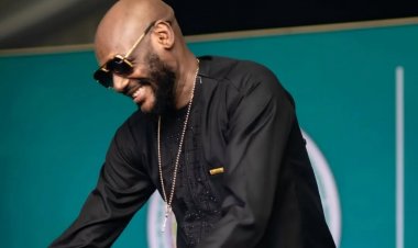 Ibyo 2Face yavuze ku bagabo byatumye asaba imbabazi