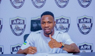 William Mel Togui  wasinyiye APR FC ni rutahizamu ki?