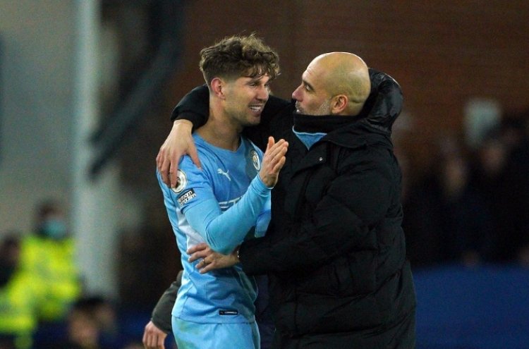 Pep Guardiola yasabye imbabazi John Stones
