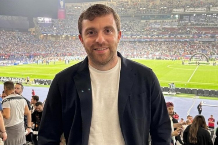 Ese nawe ujya wibaza amafaranga Fabrizio Romano yinjiza mu itangazamakuru?