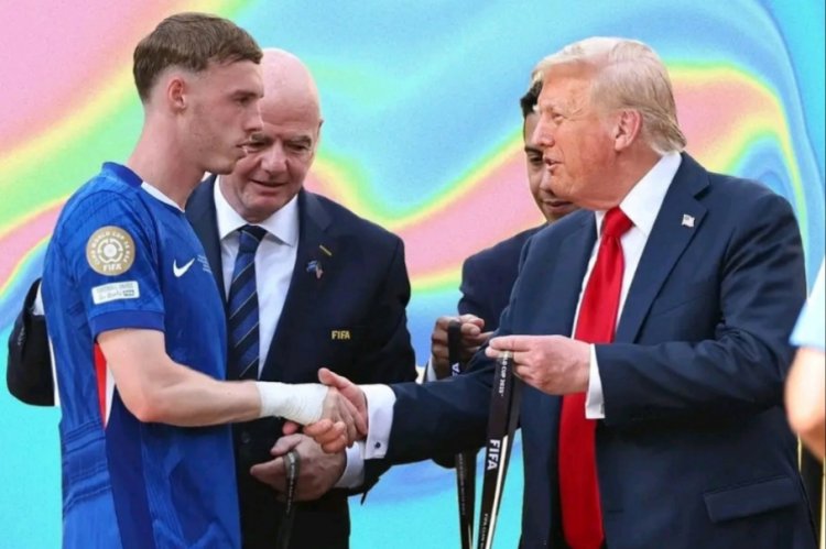 Cole Palmer yahishuye ibyo Donald Trump yamubwiye ubwo yamushyikirizaga igihembo