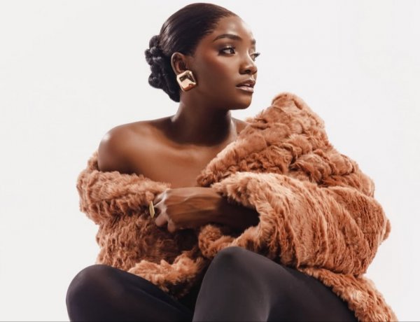 Simi yaciriye urwa pilato abohohotera igitsina gore 