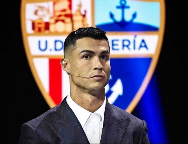 Cristiano Ronaldo yaguze imigabane mu ikipe yo muri Esipanye