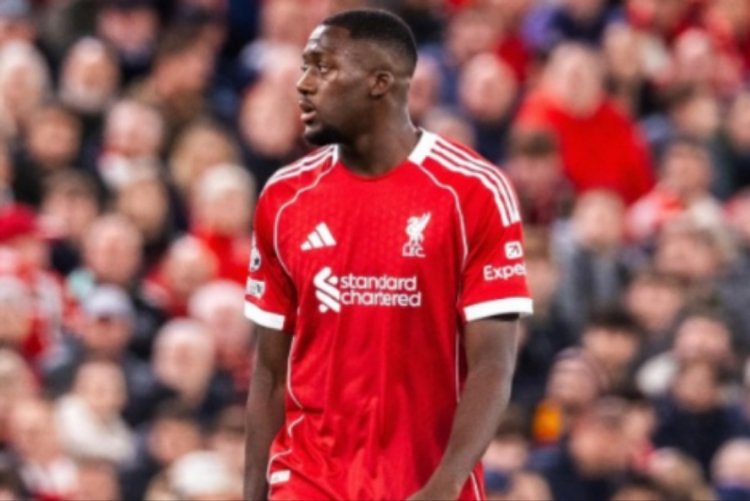 Real Madrid ishaka kongera gusinyisha myugariro ku buntu