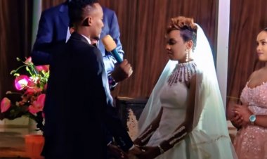 Ibyo wabonye byose byari ukwishyushya – Clapton Kibonge yahaye isezerano umugore we