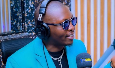 Fatakumavuta arateganya kugaruka mu itangazamakuru ry’imyidagaduro