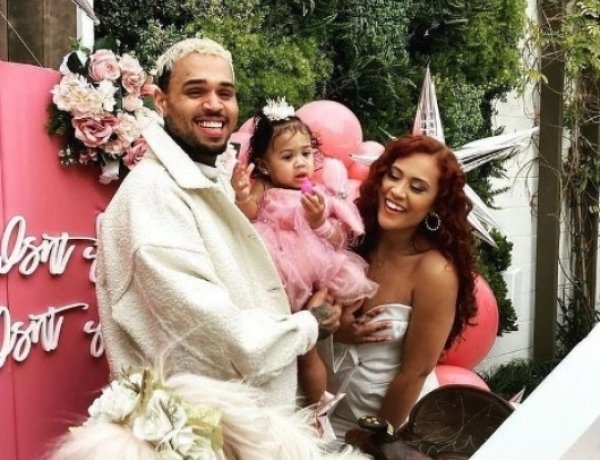 Chris Brown yateye utwatsi ikifuzo cy'umugore babyaranye