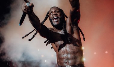 Burna Boy yanditse amateka kuri Billboard Global 200